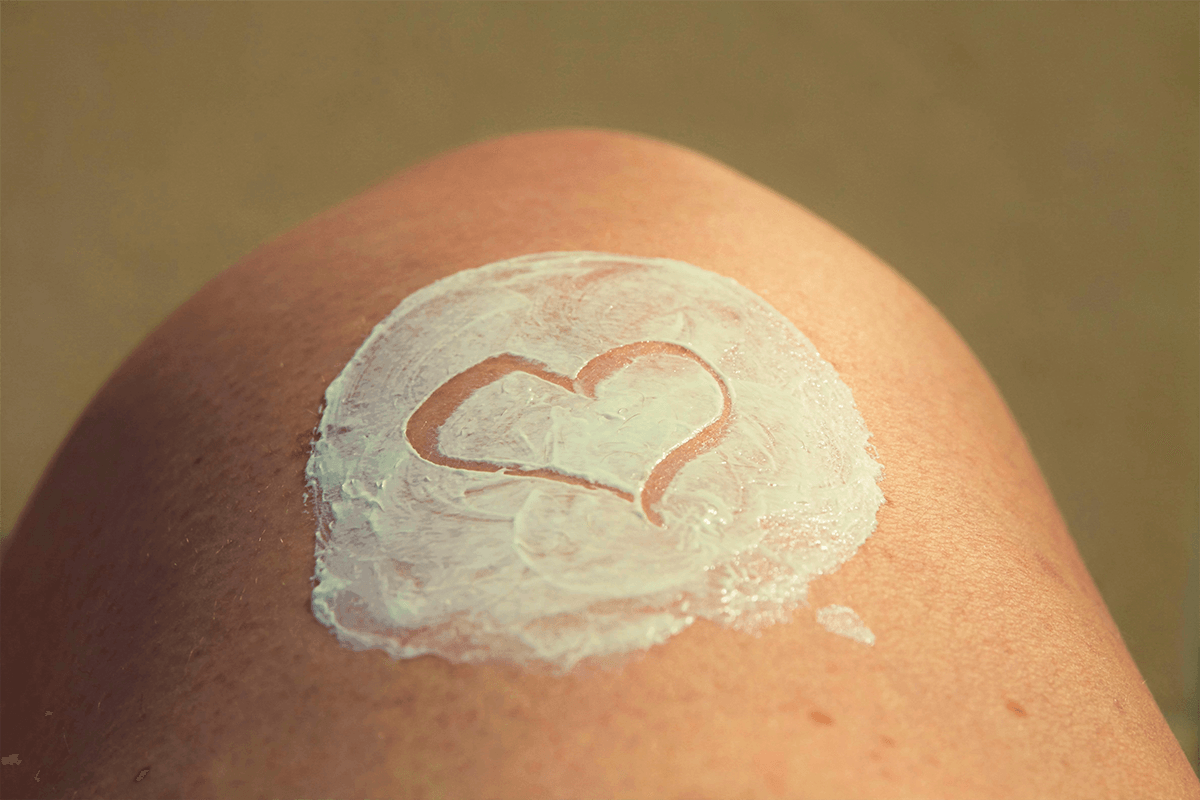 HOW I LEARNED TO LOVE MY IMPERFECT SKIN