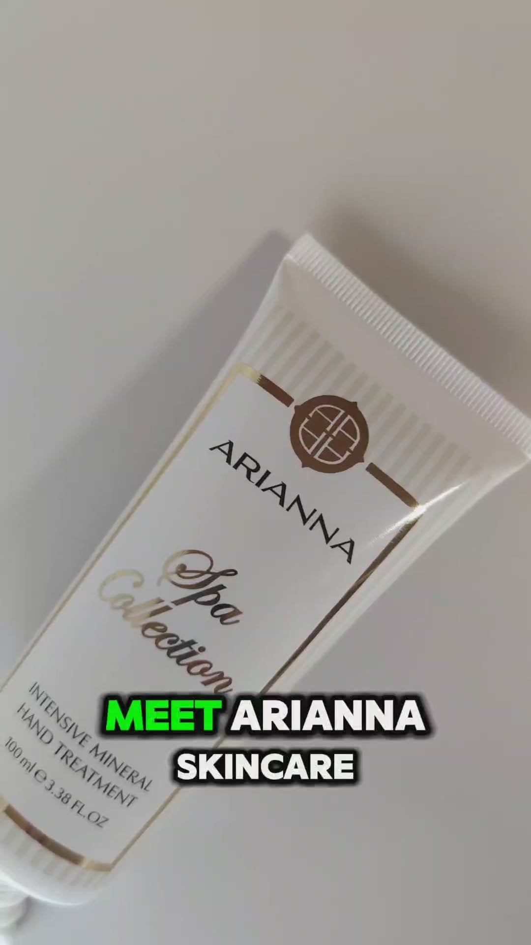 Intensive Mineral Hand Treatment video
